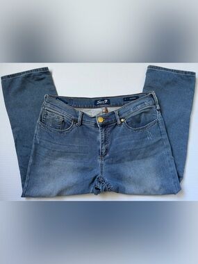 7 for All Mankind Girlfriend Jeans Women's Size 10 Light Wash Distressed Stretch